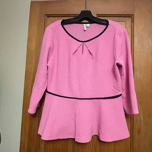 Elle bubble gum pink women’s blouse, size large NWOT